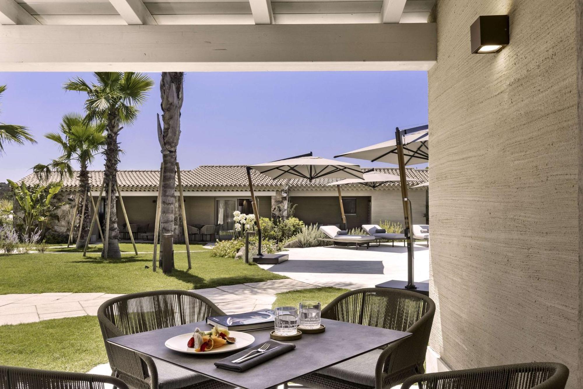 באיה סרדיניה 7Pines Resort Sardinia - A Destination By Hyatt מראה חיצוני תמונה